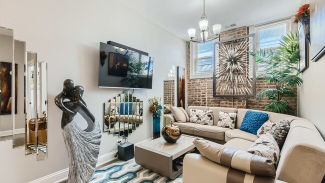 Building Photo - 7400 S Stony Island Ave