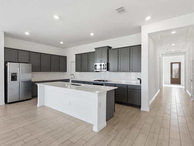 Building Photo - 1018 Sassafras Dr