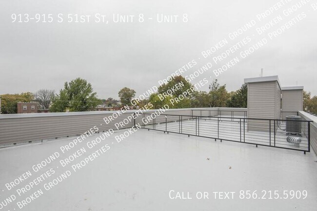 Building Photo - 913-915 S 51st St, Unit 8-Unit 8