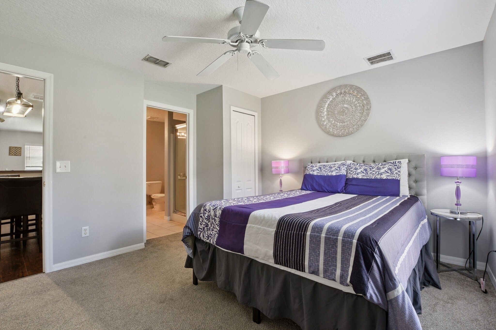 Building Photo - 661 Sandy Ridge Dr