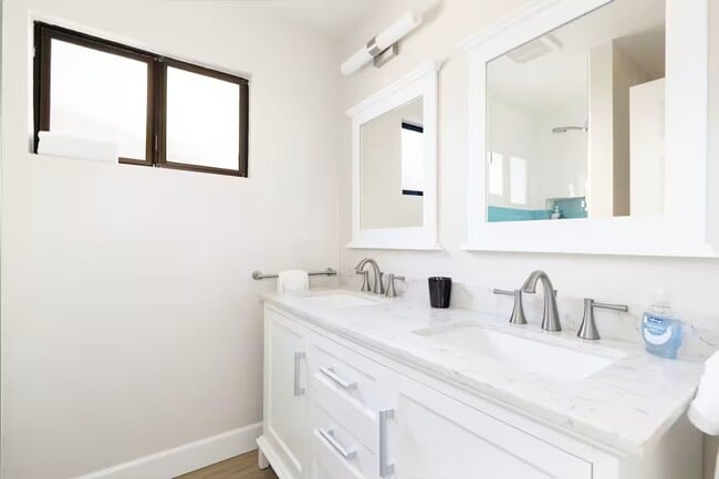 Building Photo - Grover Beach Oasis