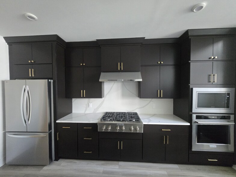 Building Photo - 5208 Donatello Dr