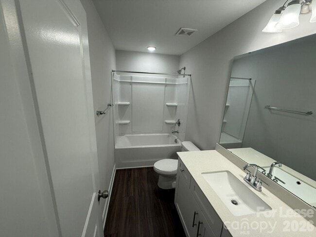 Building Photo - 5593 Stafford Rd