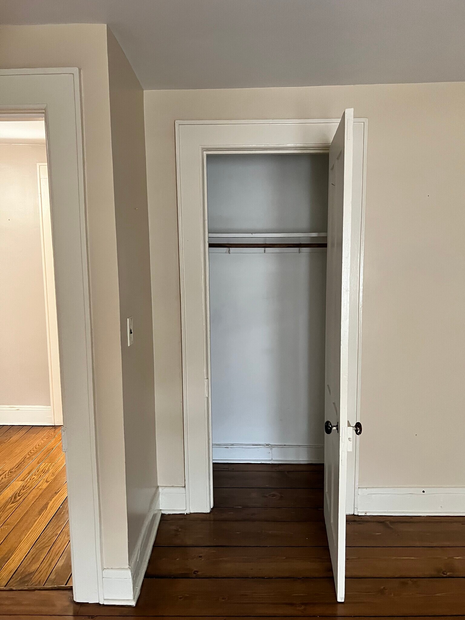 Bedroom - 136 E 9th St