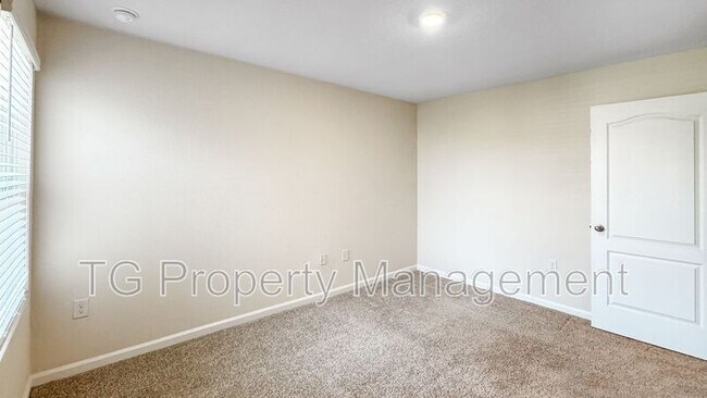 Building Photo - 9610 Baylin Ct