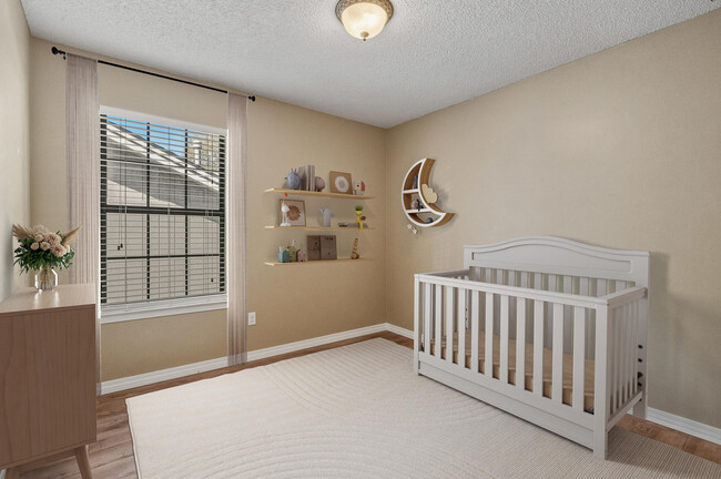 Building Photo - 206 Esmond Ct