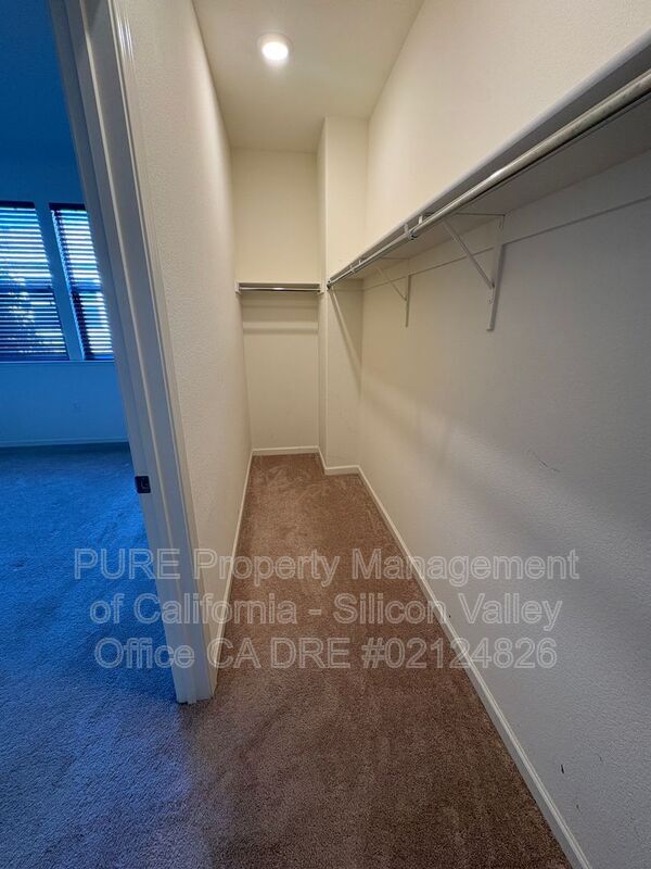 Building Photo - 2712 Ferrara Cir