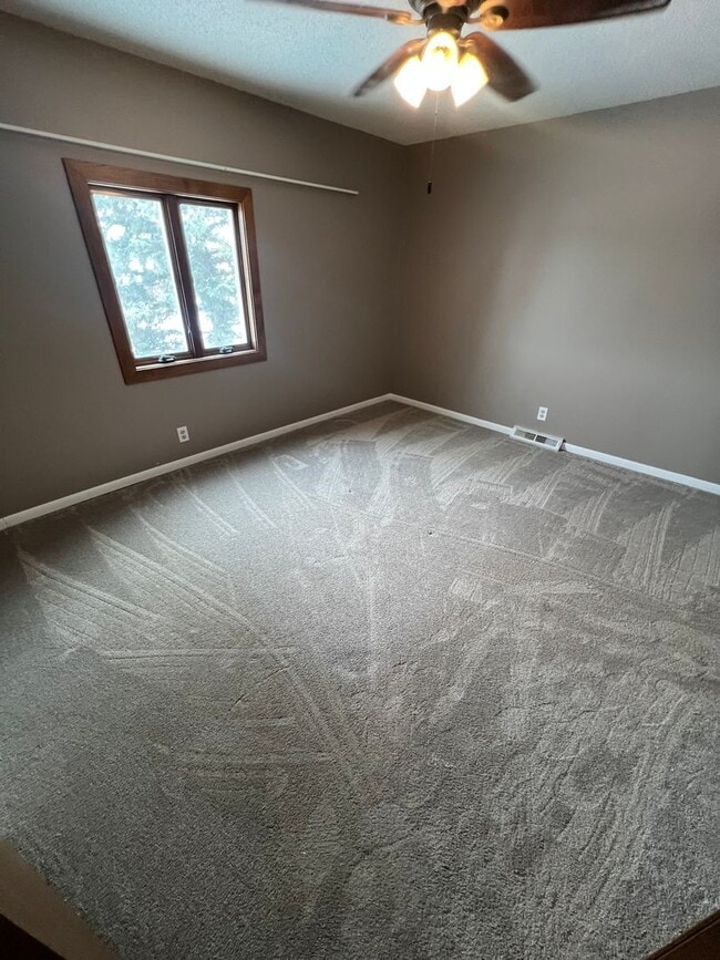 Building Photo - 2397 N Roosevelt St