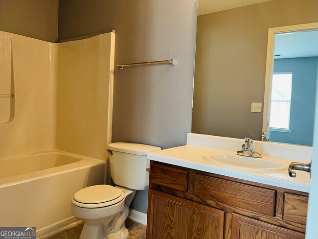 Building Photo - 3156 Parc Ct SW