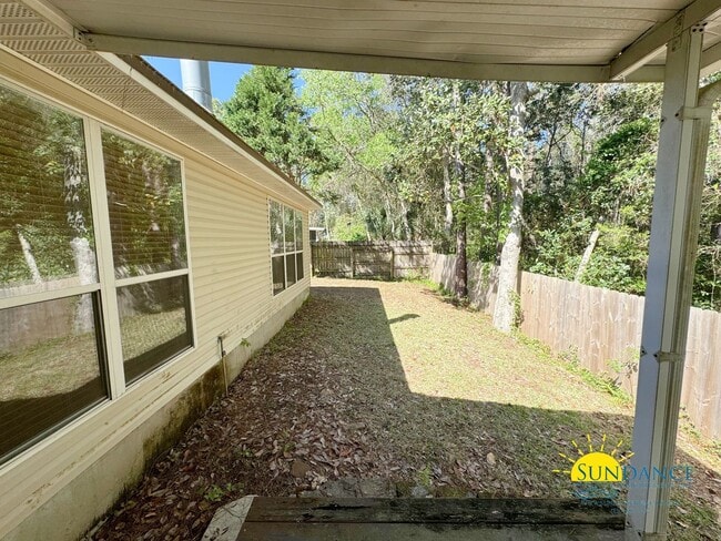 Building Photo - Cul-de-Sac Charm: Beautiful 4 Bedroom Home in Mary Esther Near Beaches and Bases!