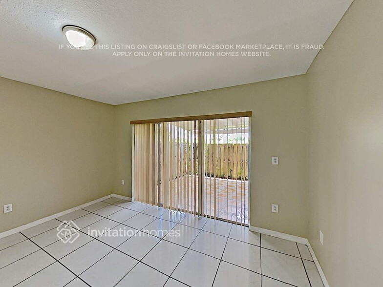 Building Photo - 3849 SW 153rd Ct