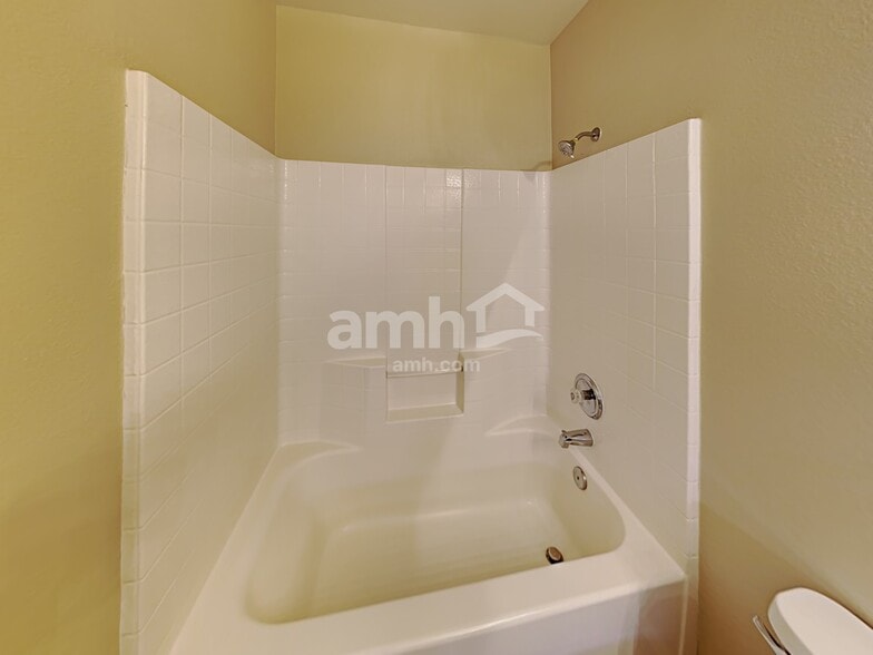 Building Photo - 10141 Flagstaff Butte Ave