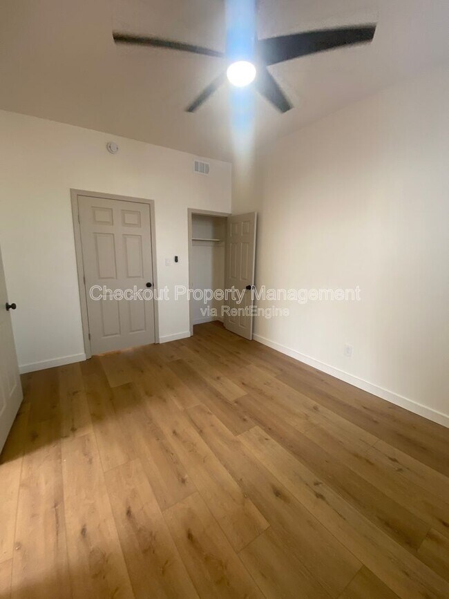 Building Photo - 4716 Louisiana Ave