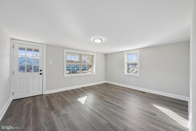 Building Photo - 635 Stanton Christiana Rd