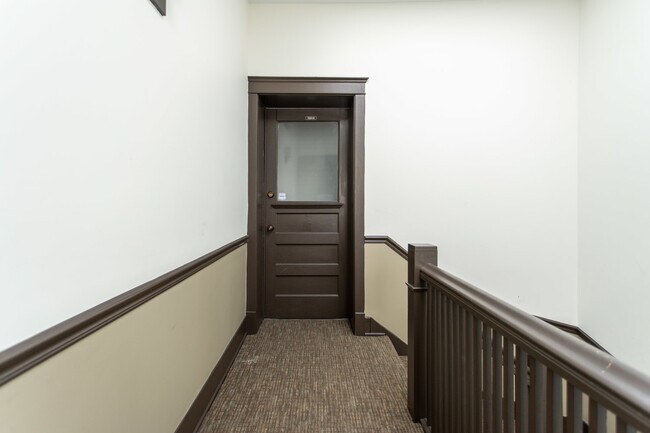 Building Photo - 1525 W Addison St