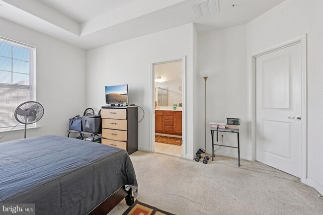 Building Photo - 7206 Wood Mdw Wy