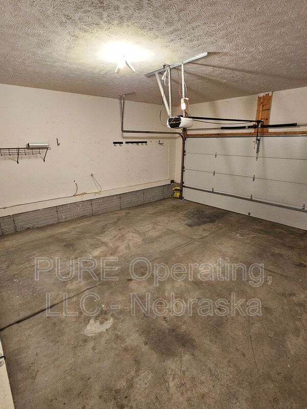 Building Photo - 20911 Cleveland St