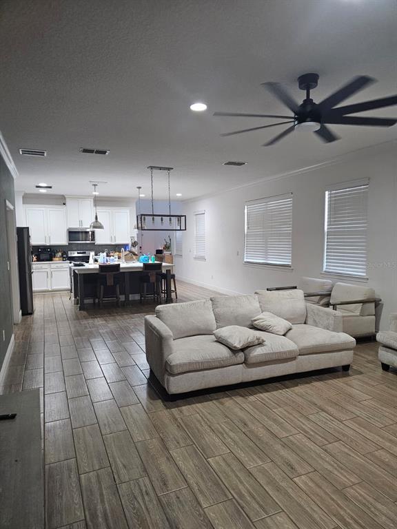 Building Photo - 6691 Alder Rd