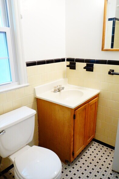 Building Photo - 311 Domer Ave