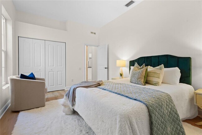 Building Photo - 7042 Twin Hills Terrace