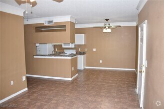 Building Photo - 11511 Villa Grand
