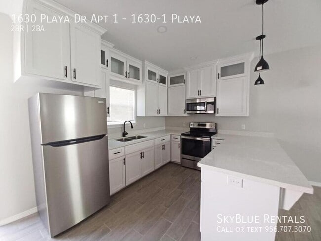 Primary Photo - 1630 Playa Dr