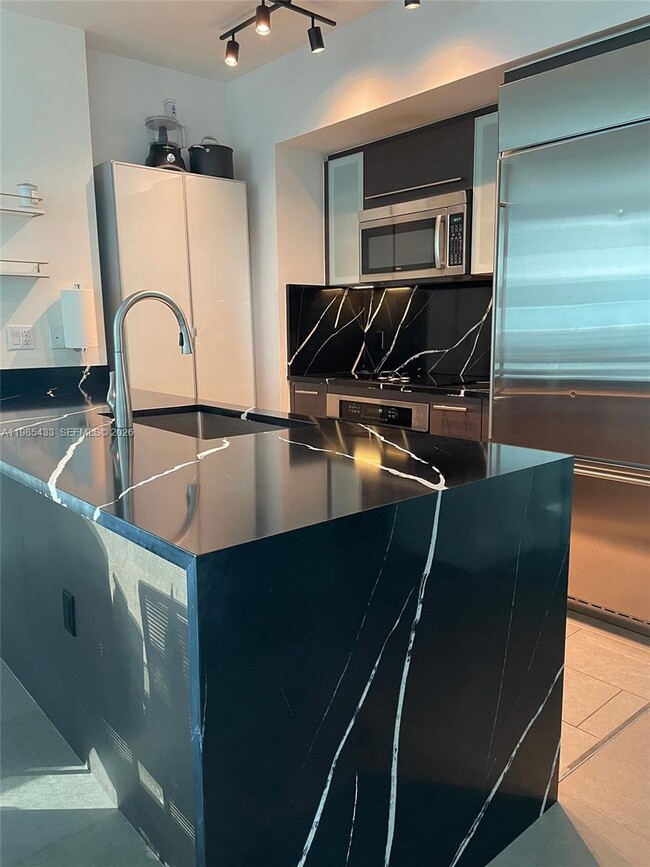 Building Photo - 55 SE 6th St