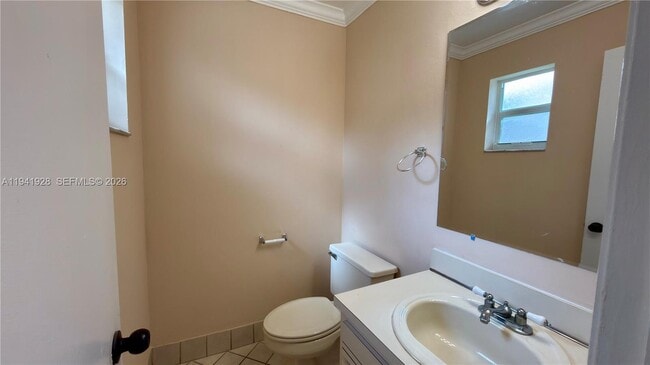 Building Photo - 6607 Winfield Blvd