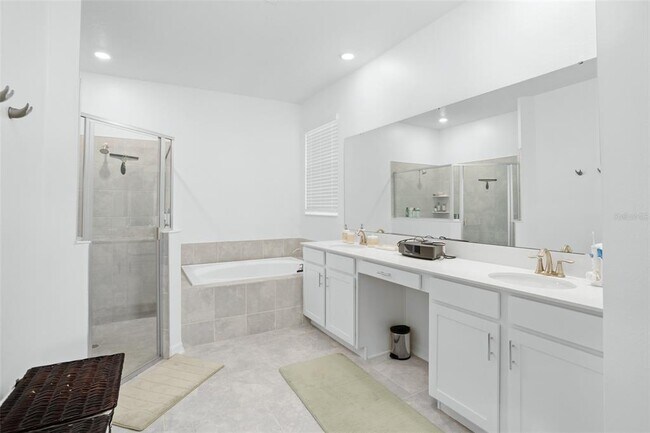 Building Photo - 6115 Claystone Wy