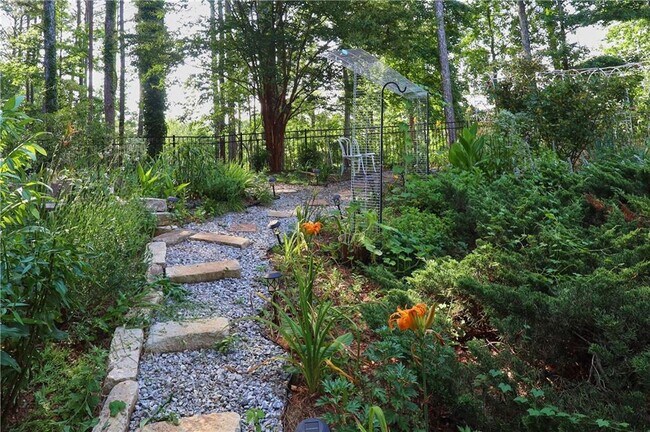 Building Photo - 4030 Greatwood Path