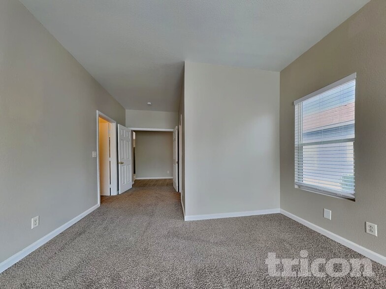 Building Photo - 9615 Stoney Creek Way