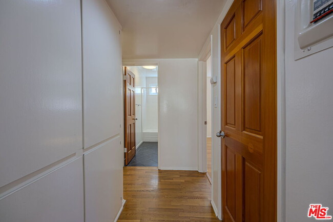Building Photo - 1131 14th St