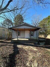 Building Photo - 2517 Providence St