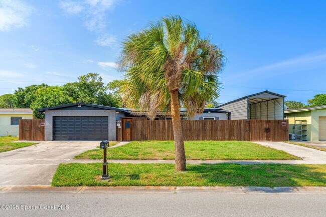 Primary Photo - 180 Melbourne Ave