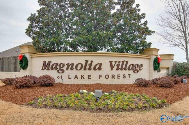 Building Photo - 407 E Mossyleaf Dr SW