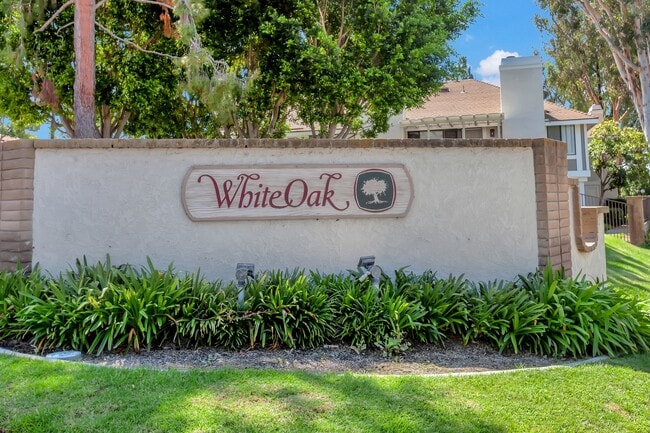 Building Photo - 22192 Rim Pointe