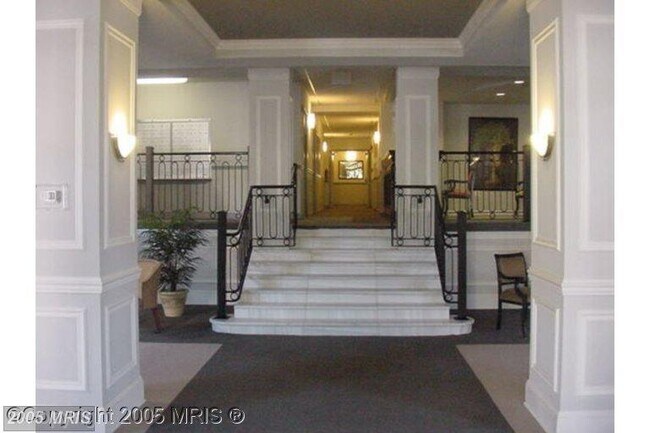 Building Photo - U Street/Columbia Heights 1 Bedroom with DEN