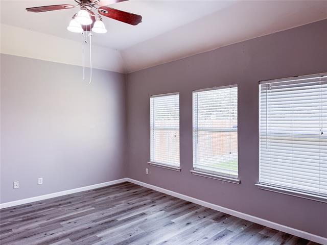 Building Photo - 1212 Maple Terrace Dr