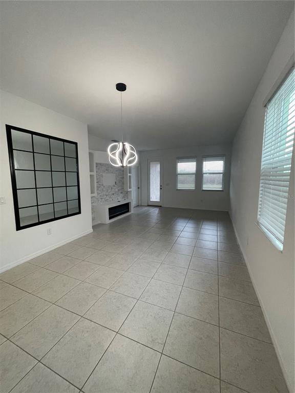 Building Photo - 6625 Great Bear Dr