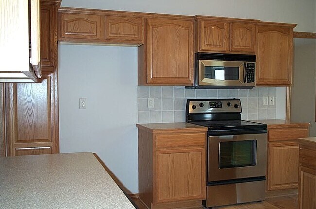 Building Photo - Coming Soon!... Large North Derby Beautiful Ranch Home in Stone Creek