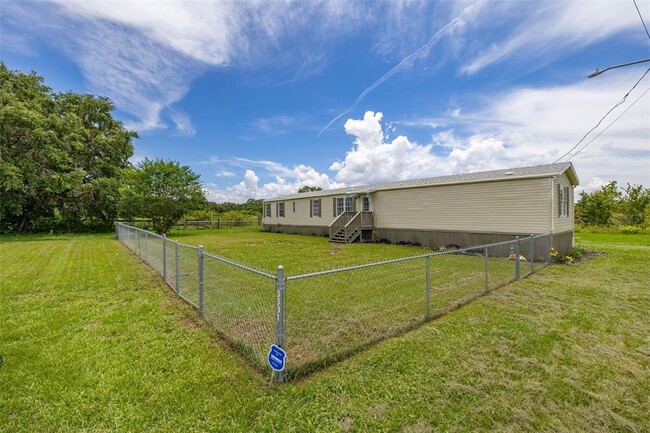 Building Photo - 3301 County Rd 547