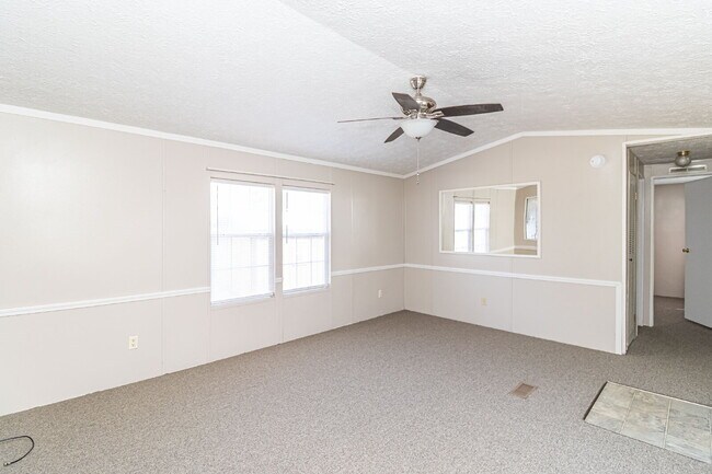 Building Photo - *Great Location!* 2 Bedroom | 2 Bathroom Singlewide in Goldsboro *Lawn Care Included!*