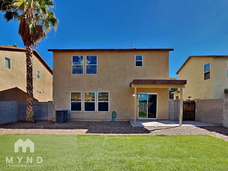 Building Photo - 5748 S Manta Ray Rd