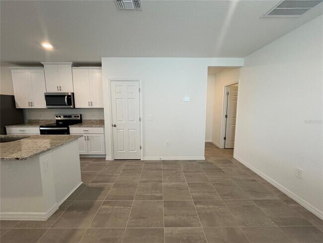 Building Photo - 4973 Kaia Ave