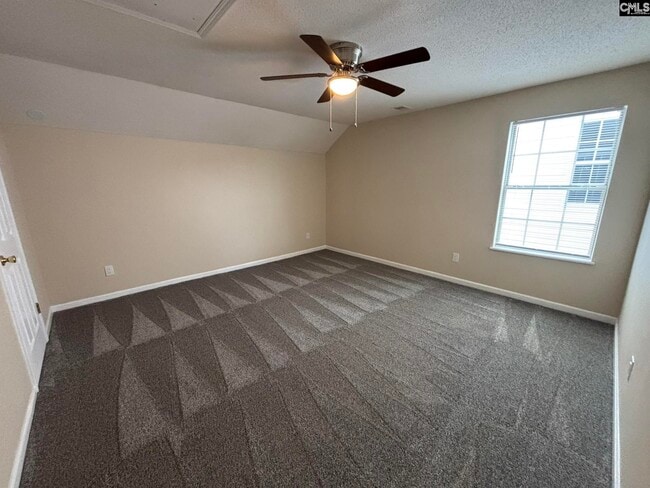 Building Photo - 107 Chapelwood Dr