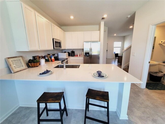 Building Photo - 3318 Laurent Lp