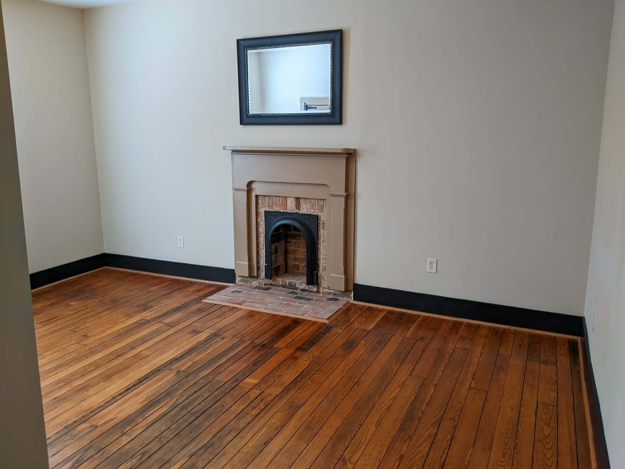Building Photo - 521 Grove Ave