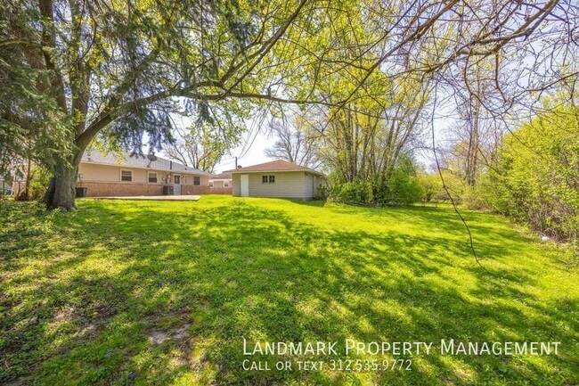 Building Photo - 336 Waldmann Dr