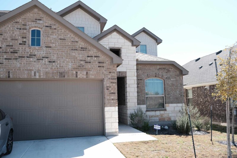 Primary Photo - 10606 Briceway Ace