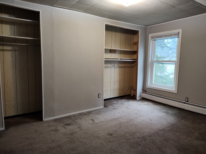 Building Photo - 59 Old River Rd